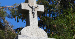Kříž u Klostermannovy chaty