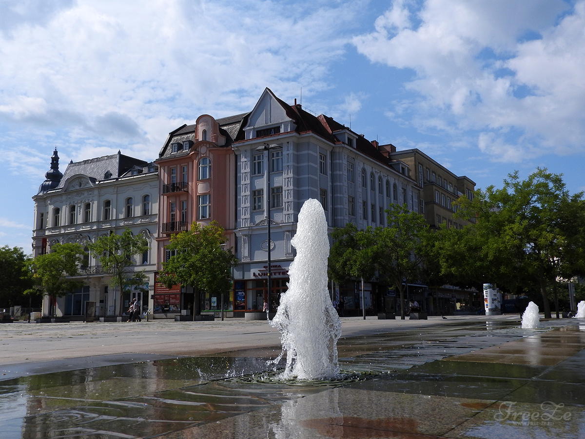 Masarykovo náměstí v Ostravě ve dne
