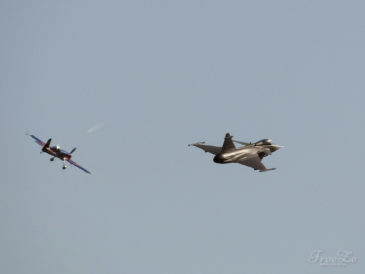 Ivo Kardoš a Martin Šonka, JAS-39 Gripen a Extra-300SR